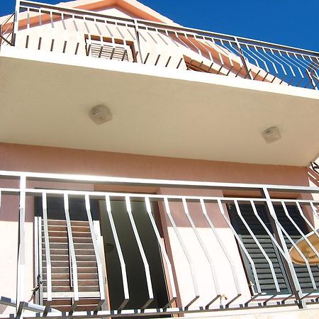 Apartment Vrulje ゴルニ・カリン エクステリア 写真